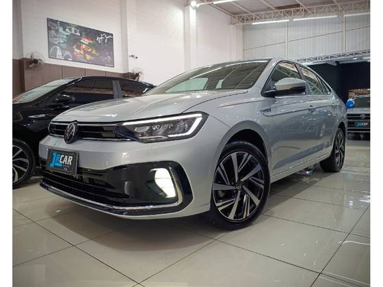 VOLKSWAGEN VIRTUS 1.0 200 TSI HIGHLINE AUTOMÁTICO